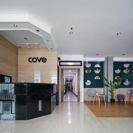 الشقق الفندقية جاكرتافي  Cove Taman المظهر الخارجي الصورة